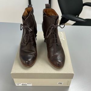 Women’s Biala Boots